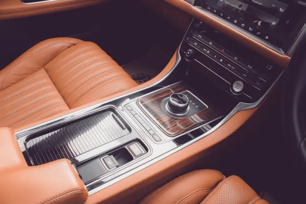 كازينو روبي سلوتس تطبيق أندرويد/آي أو إس